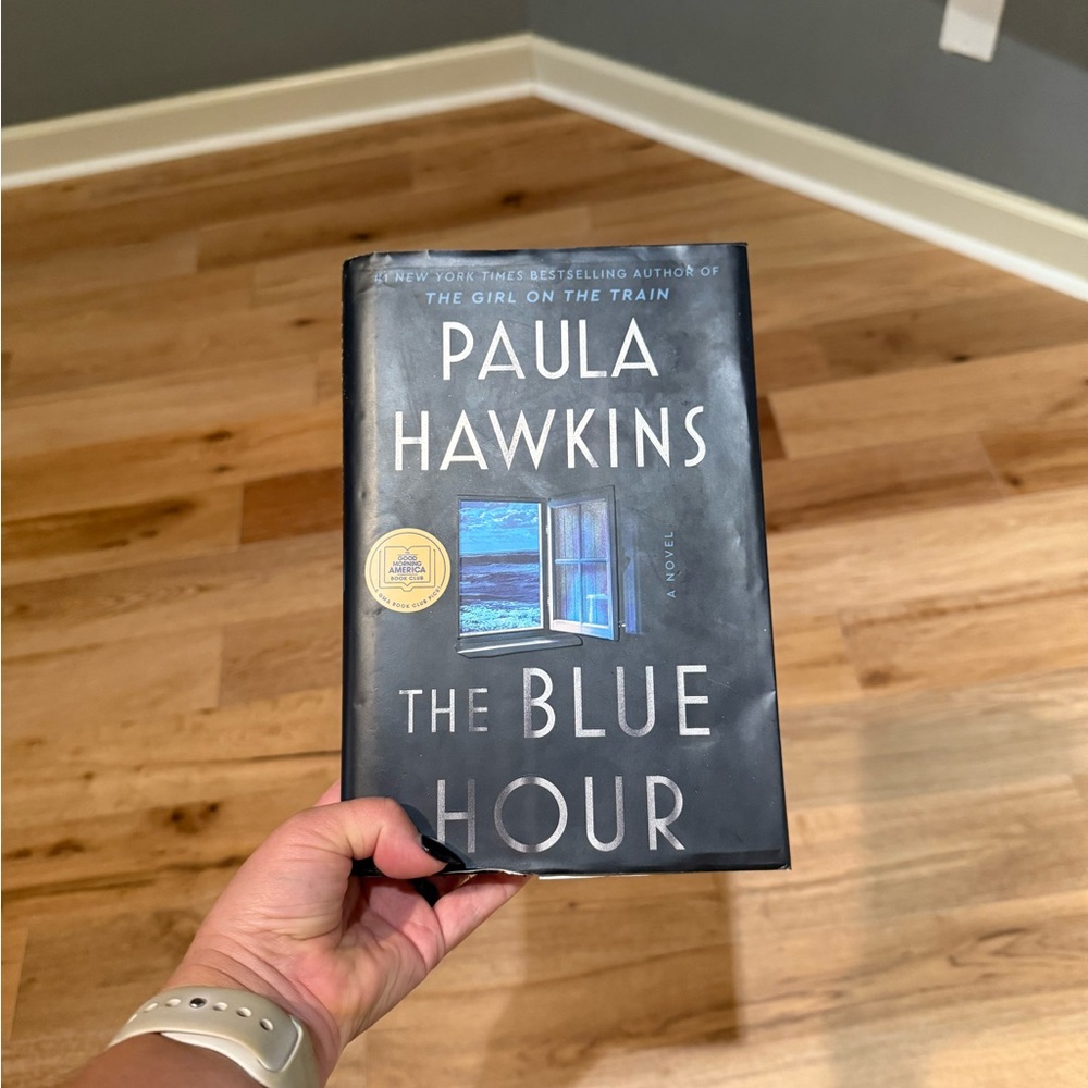 Paula Hawkins the blue hour